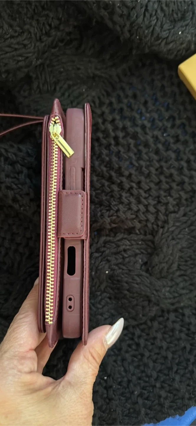 Burgundy EVO Wallet Case image indicator(3)
