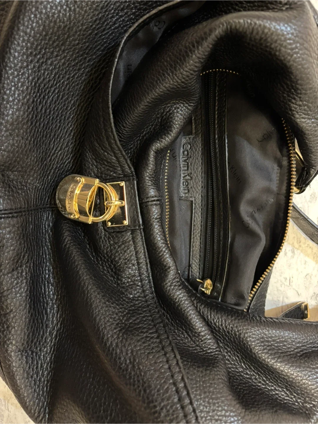 Calvin Klein Black Leather Bag image indicator(5)