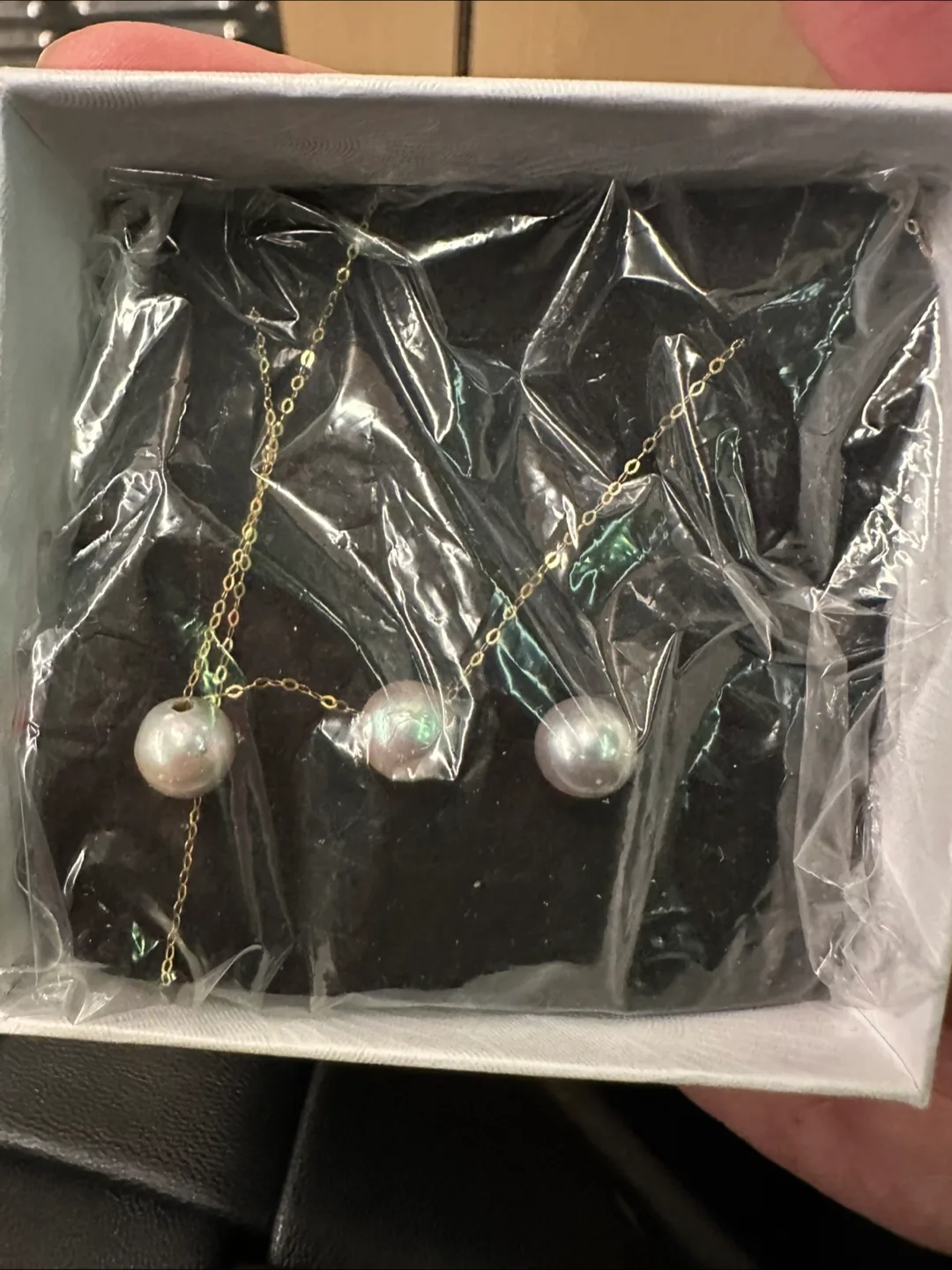 New South Sea Pearl Set of Stud Earrings and Necklace image indicator(2)