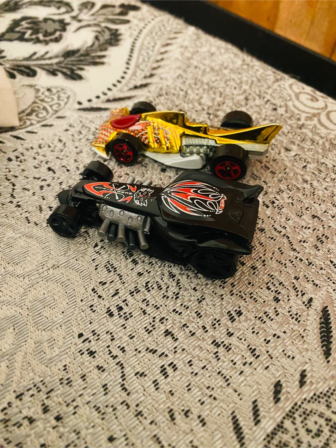 Two Hot Wheels Diecast Mini Cars thumbnail