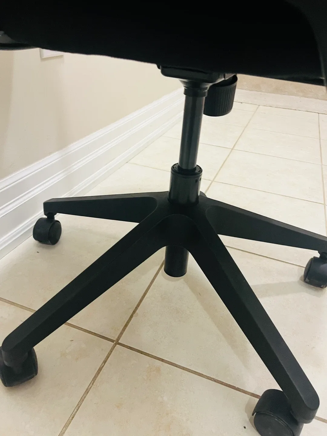 ZOOWORK ERGONOMIC FURNITURE  MILD CHAIR ErgoChair - Black image indicator(5)