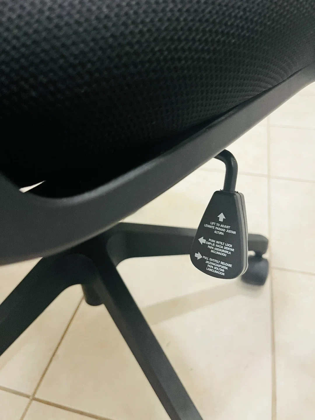 ZOOWORK ERGONOMIC FURNITURE  MILD CHAIR ErgoChair - Black image indicator(6)