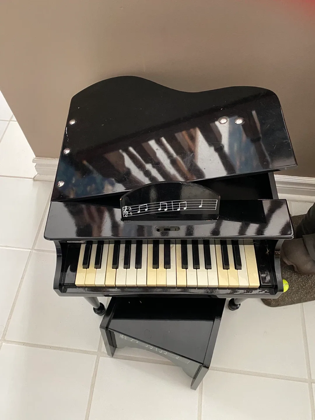 Melissa & Doug Black Grand Piano image indicator(3)