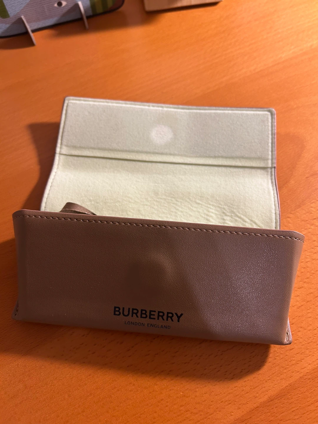 Burberry Sunglasses Case