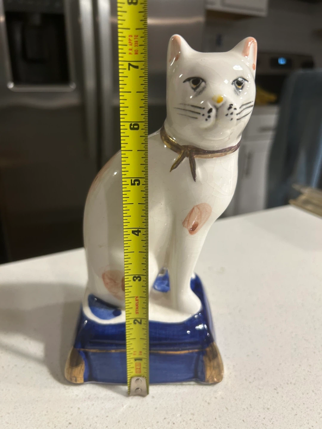 Vintage Staffordshire-style cat figurine - photo 2