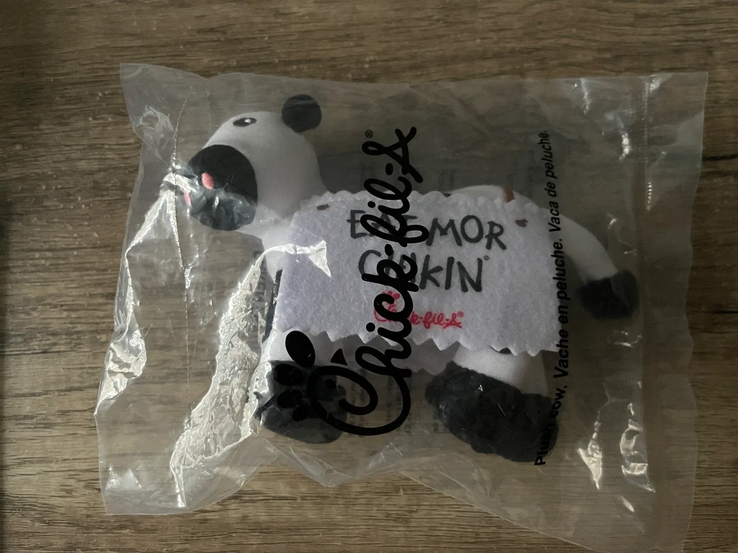 Chick-fil-A Plush Cow Toy (NEW)🧡 thumbnail