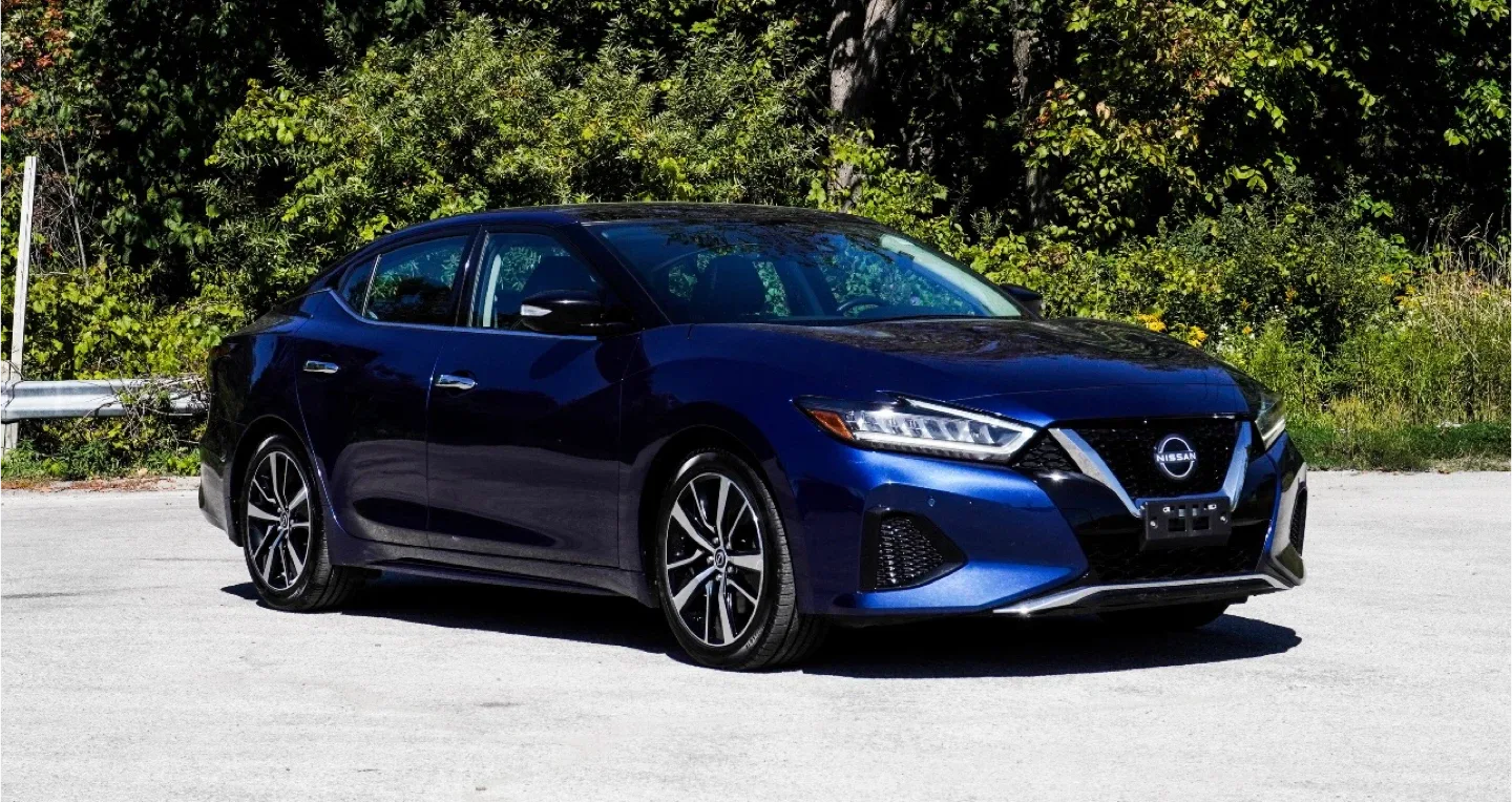 2023 Nissan Maxima SL thumbnail
