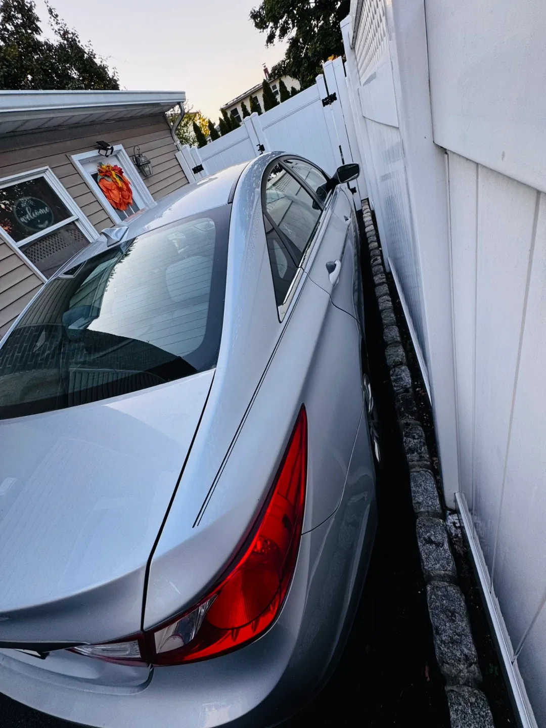 2011 Hyundai Sonata Sedan - Silver image indicator(7)