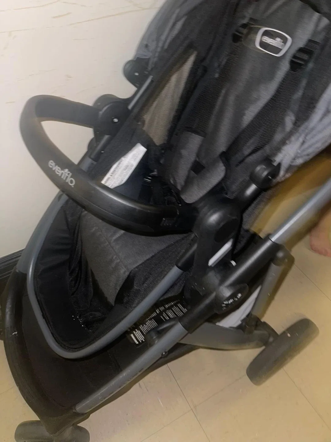 Evenflo Pivot Suite Modular Stroller image indicator(7)