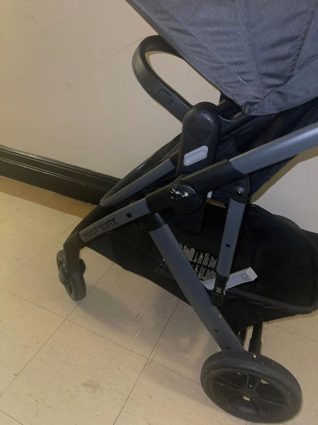 Evenflo Pivot Suite Modular Stroller image indicator(9)