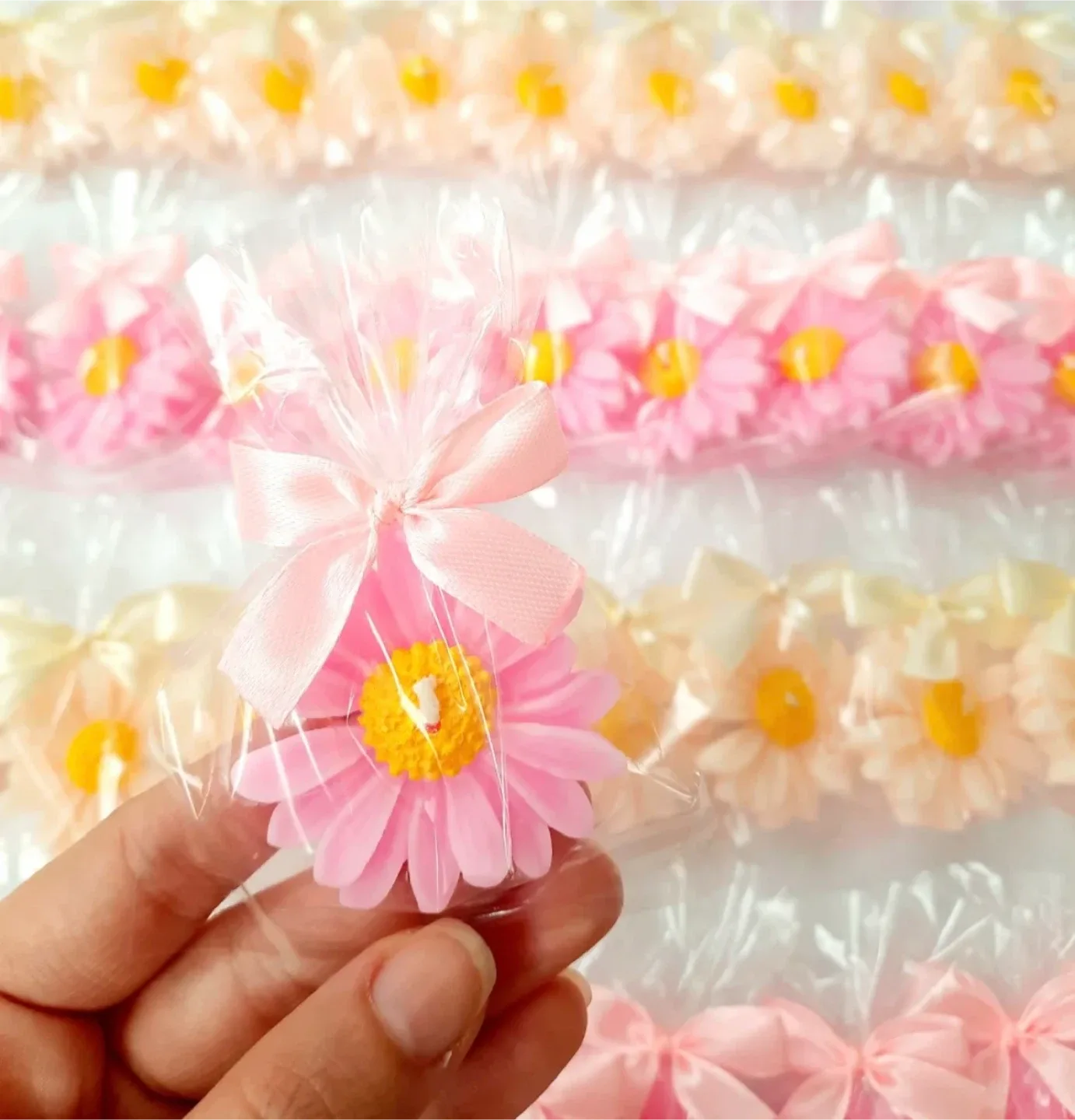 Flower-shaped Candles image indicator(2)