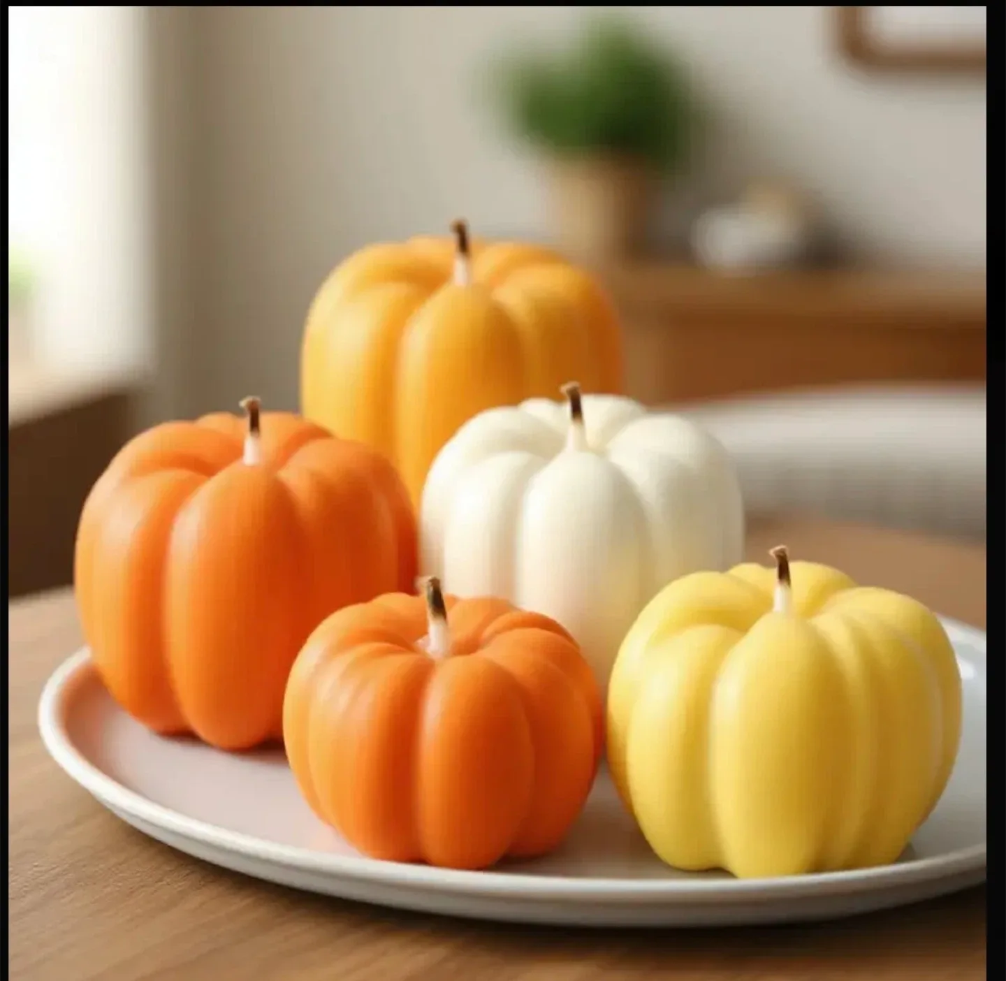 Pumpkin Shaped Candles image indicator(4)