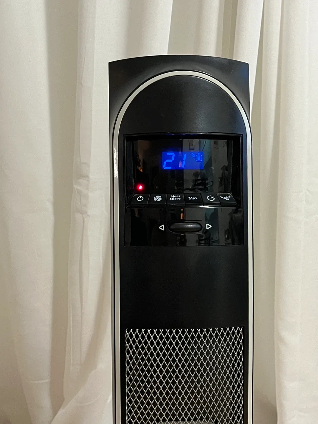 Bionaire Tower Heater with Remote image indicator(3)