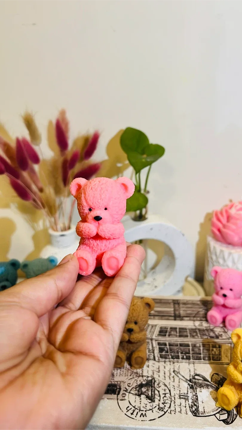Cute Teddy Bear Candles - Assorted Colours image indicator(4)