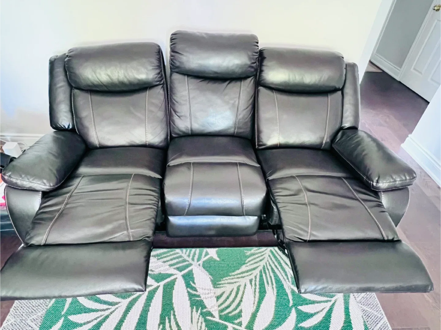 Black Leather 3-Seat Reclining Sofa image indicator(5)