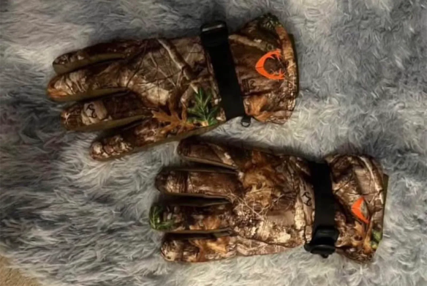 Realtree Men’s Silent Stalker Elite Dual layer Parka image indicator(8)