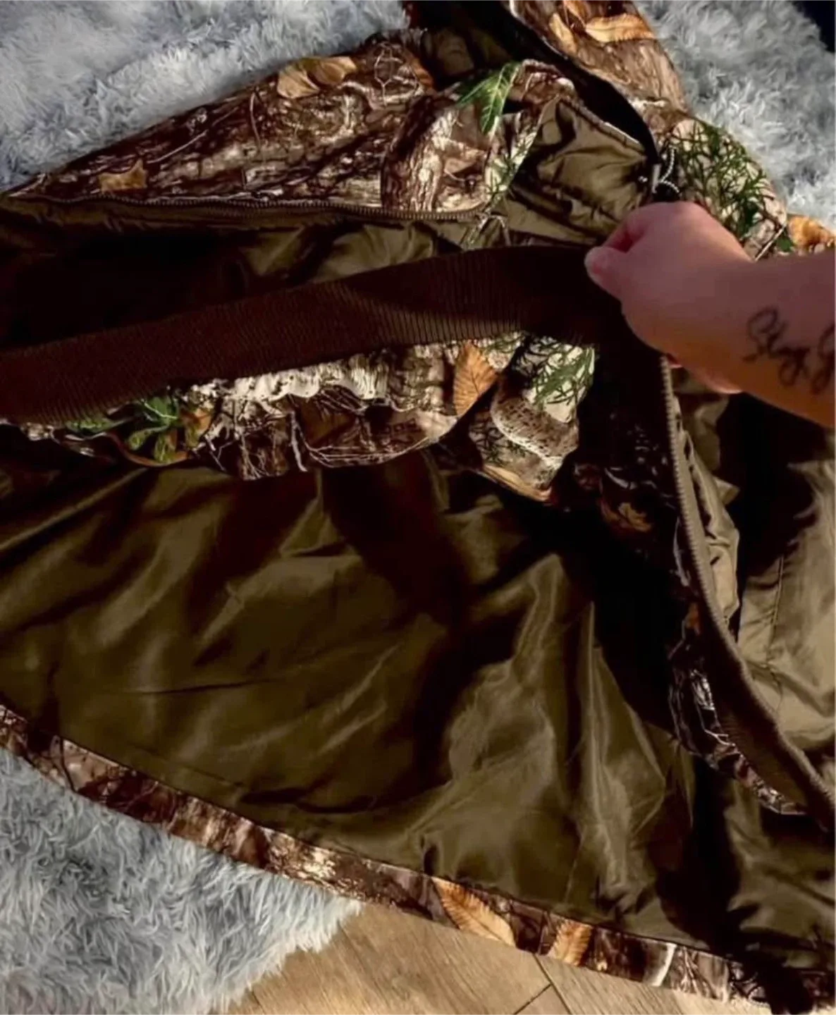 Realtree Men’s Silent Stalker Elite Dual layer Parka image indicator(7)