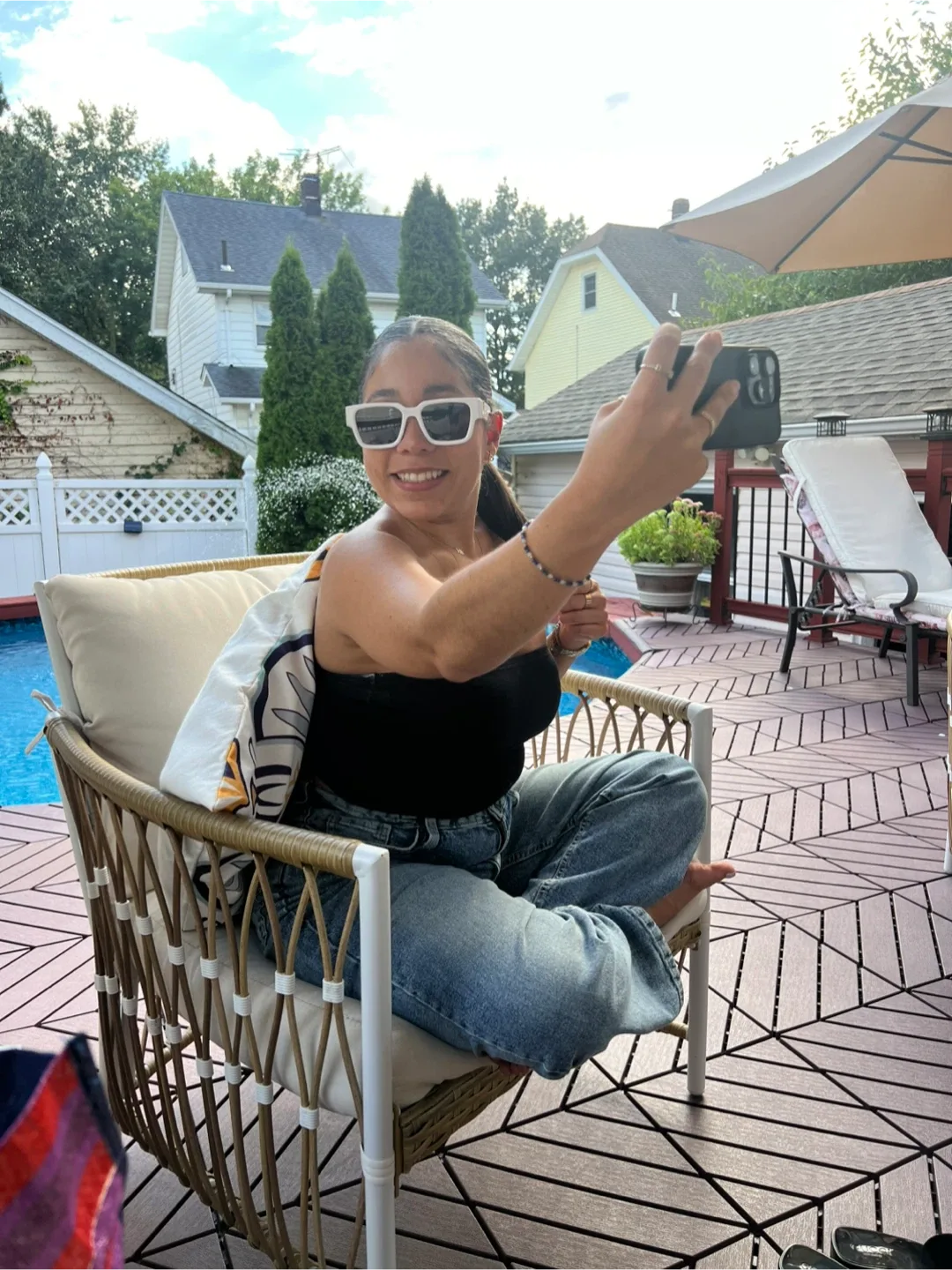 Sunglasses. Top of the top. image indicator(8)