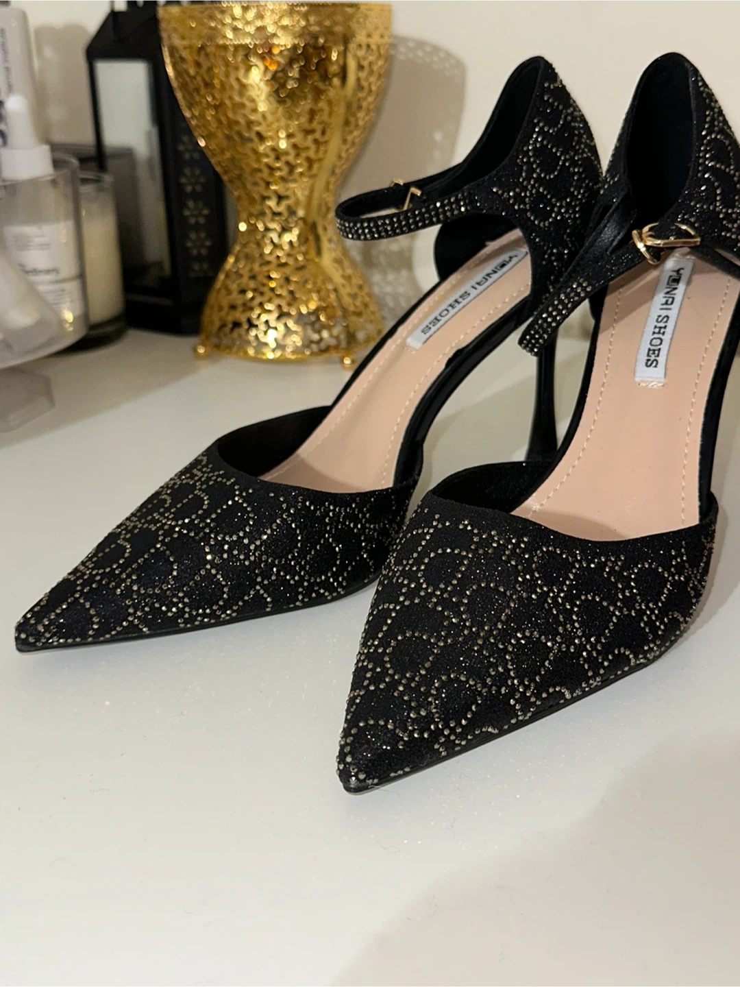Black heels EU 37 brand new