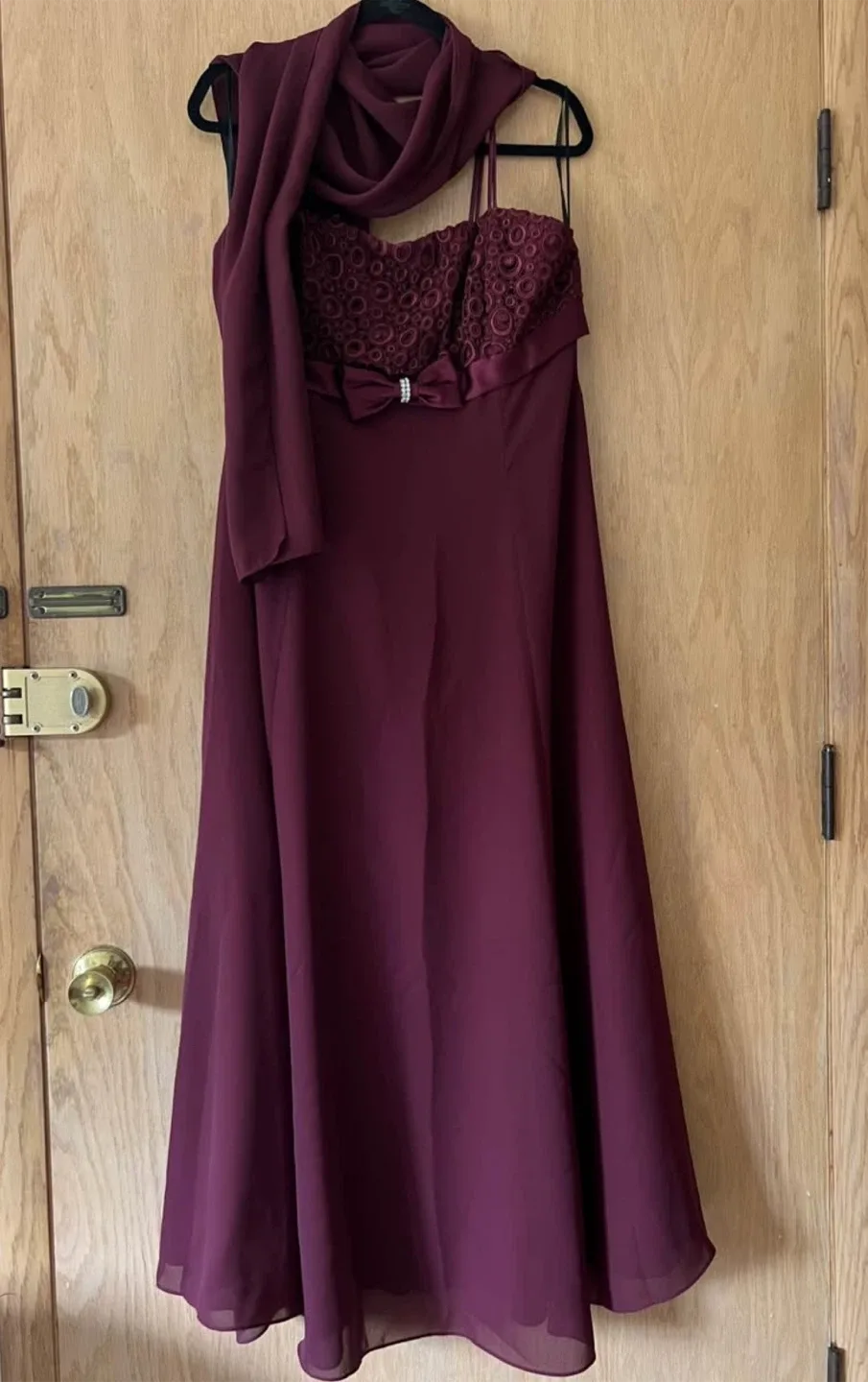 Burgundy Formal Dress with Shawl(size XXL) image indicator(2)