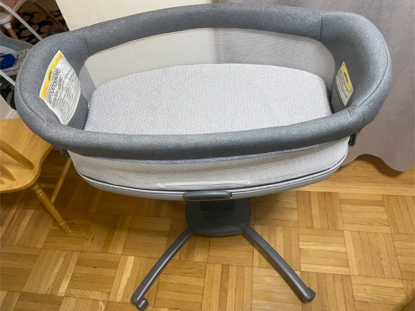 Chicco Close to You Bedside Bassinet image indicator(2)