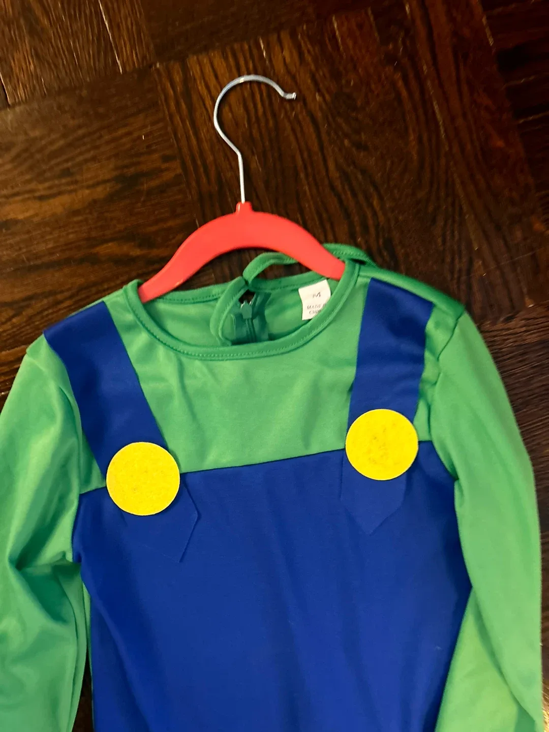 Mario and Luigi Costume Set image indicator(6)