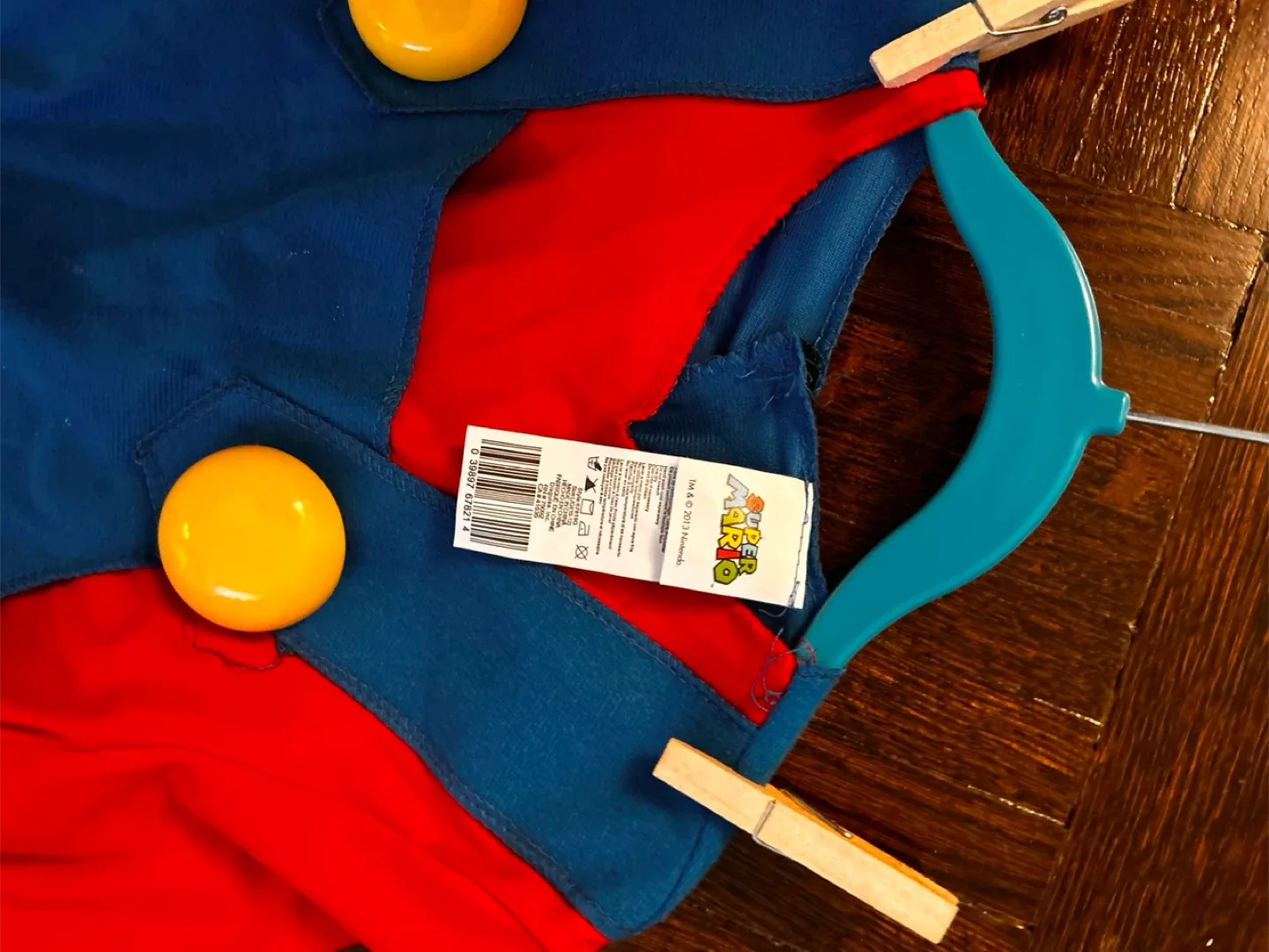 Mario and Luigi Costume Set image indicator(4)