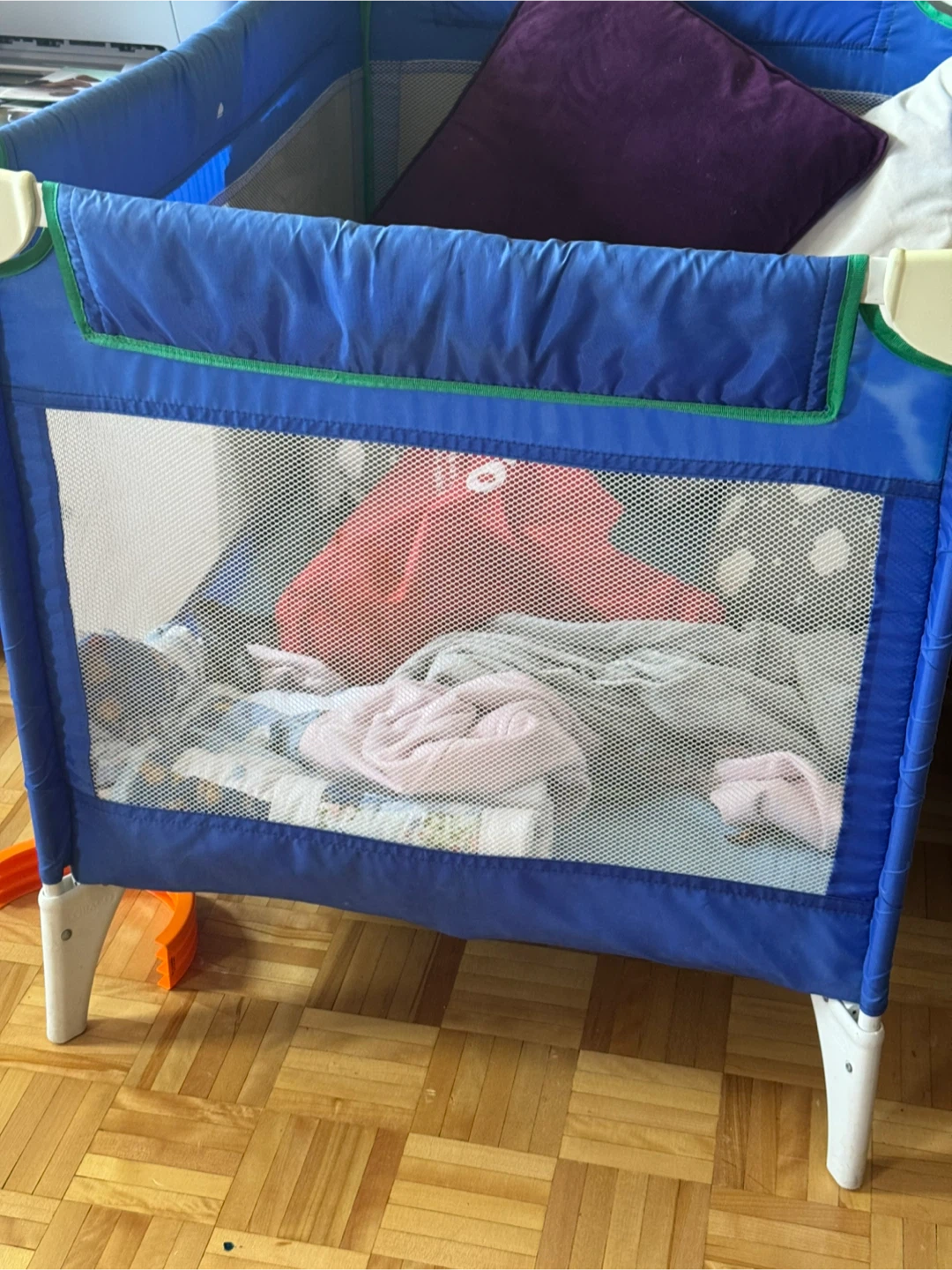 Baby/ Toddler playpen🧡 - photo 2