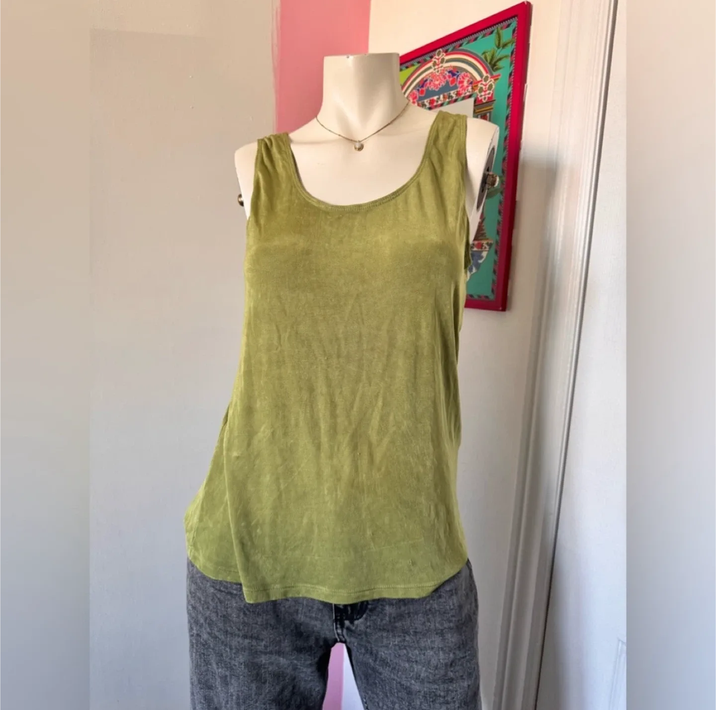 Green tank top with a relaxed fit thumbnail