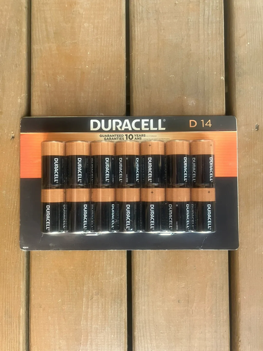 Duracell D Alkaline Batteries 14 Pack - Expiration March 2032 image indicator(4)