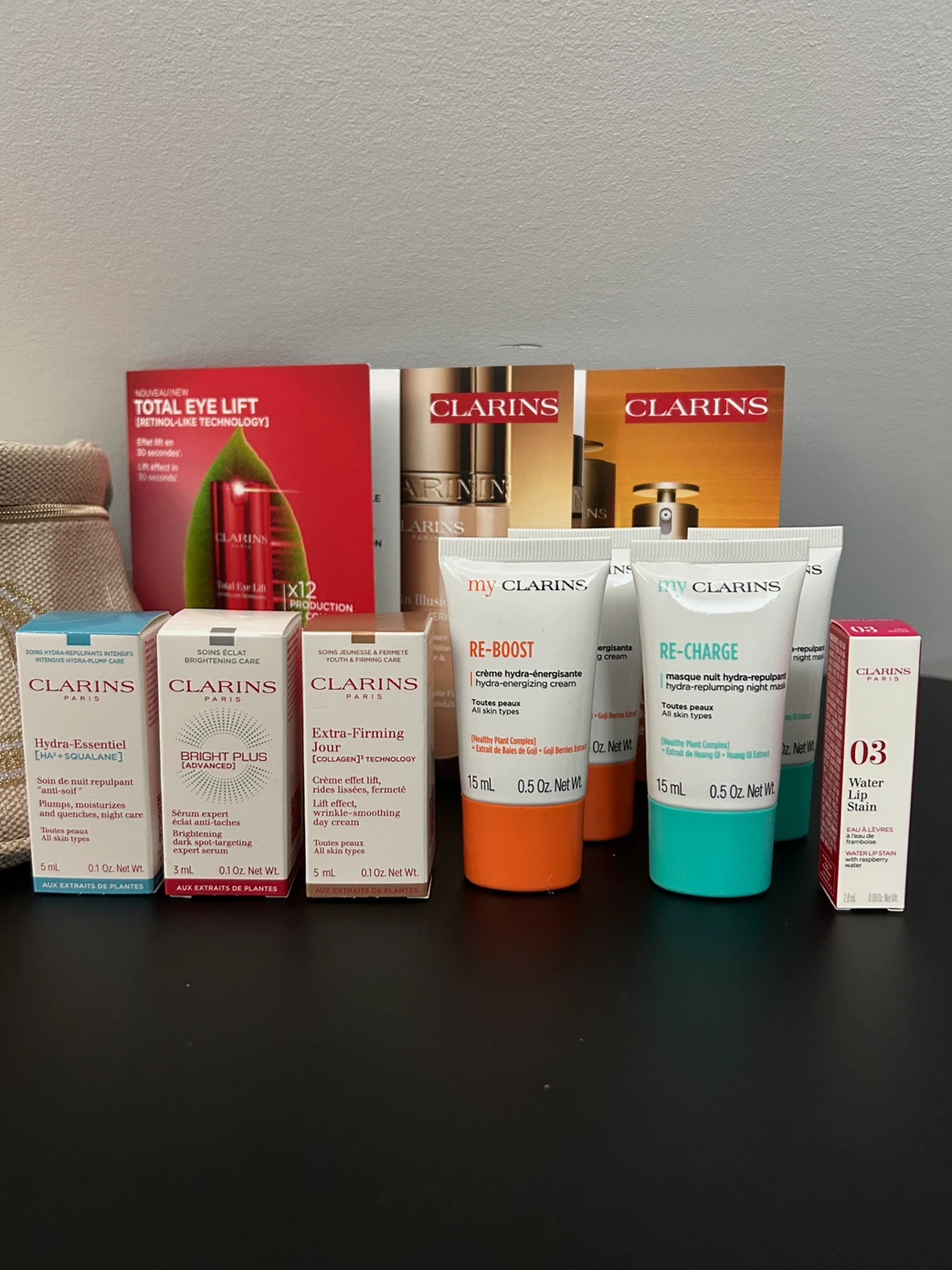 Clarins Skincare Set w/ Cosmetic Bag - photo 2