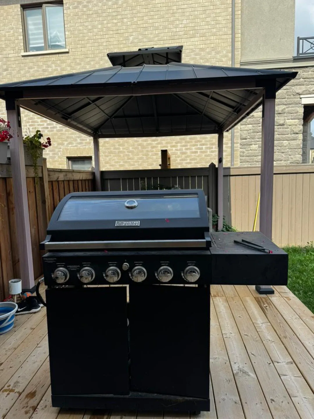 Master Forge Black BBQ Grill thumbnail