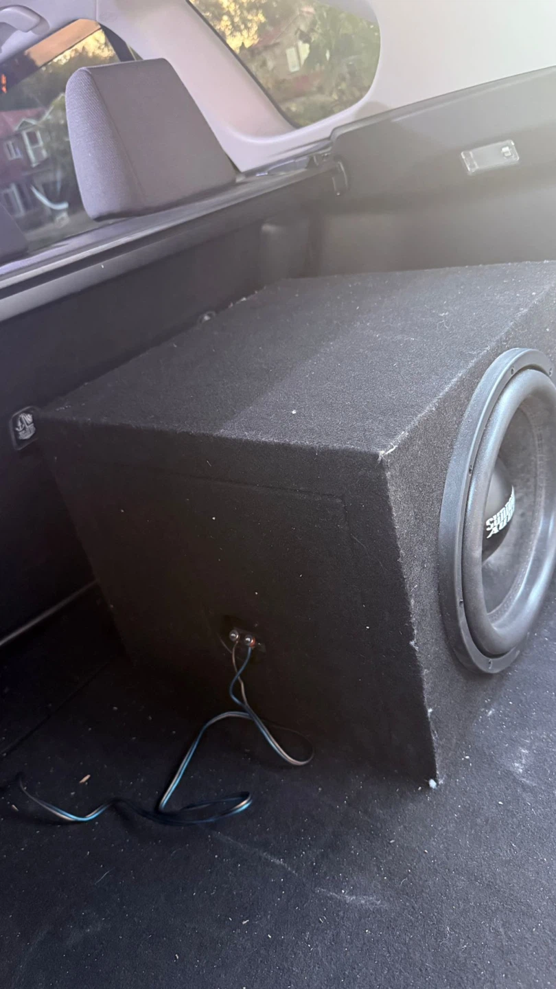 Sundown Audio Subwoofer & Alpine Amplifier - photo 3