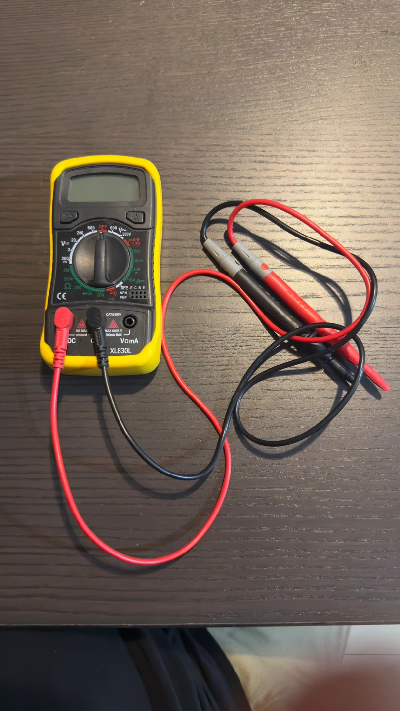 XL830L Digital Multimeter - Yellow - photo 3