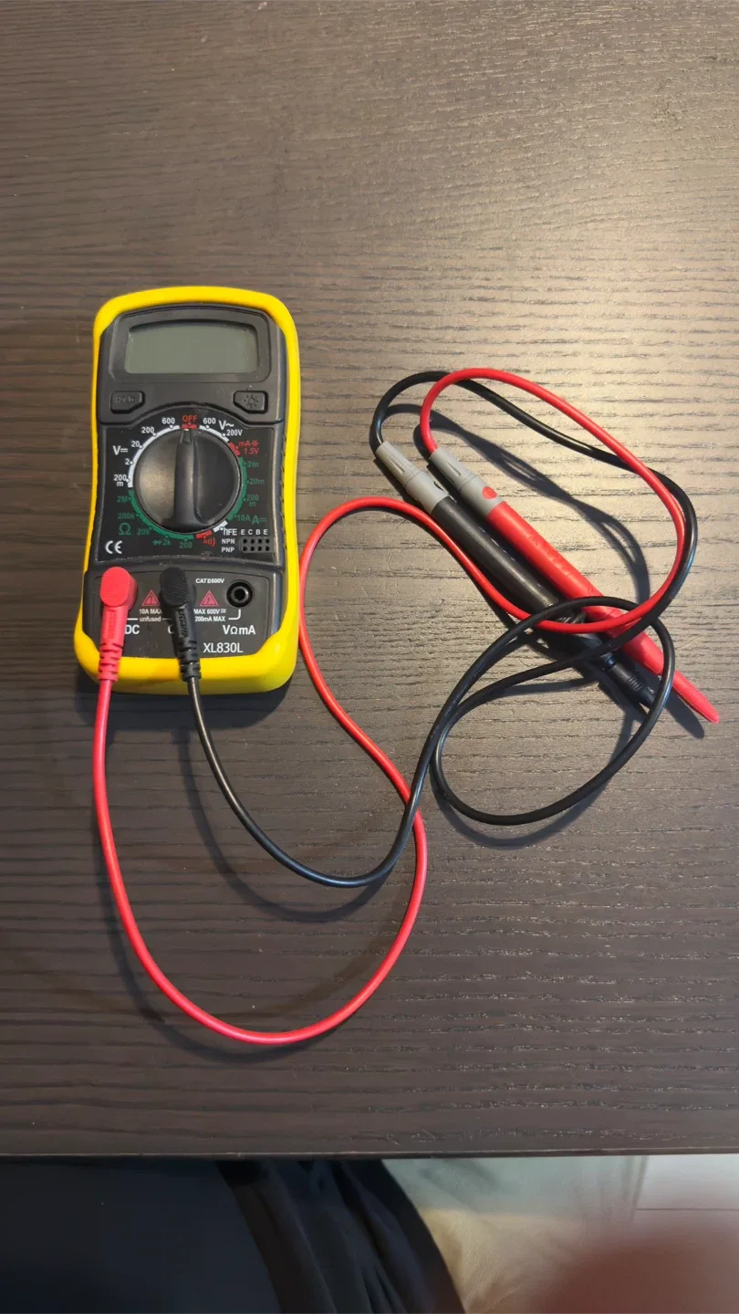 XL830L Digital Multimeter - Yellow image indicator(3)