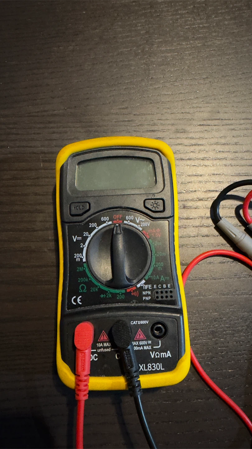 XL830L Digital Multimeter - Yellow - photo 4