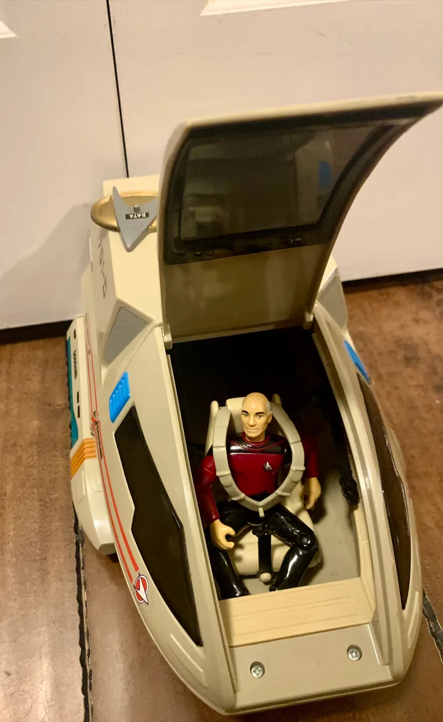 1992 Star Trek Shuttlecraft Goddard & Figures image indicator(5)