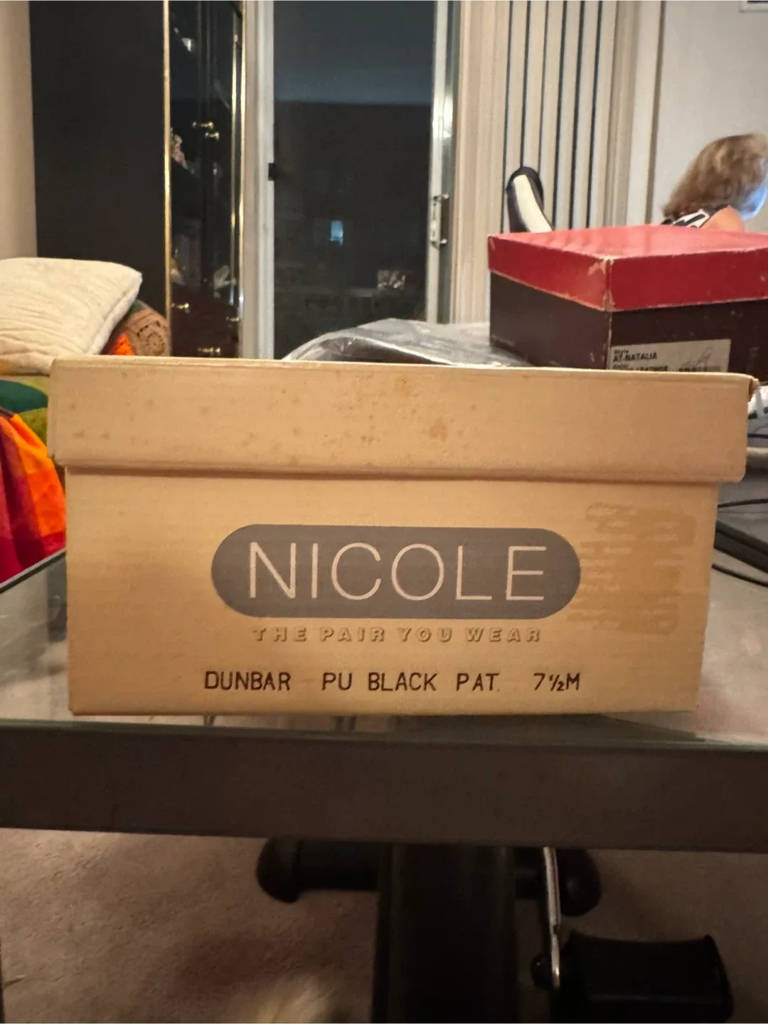 Nicole Women’s Black Patent Shoes - Size 7.5M. image indicator(6)