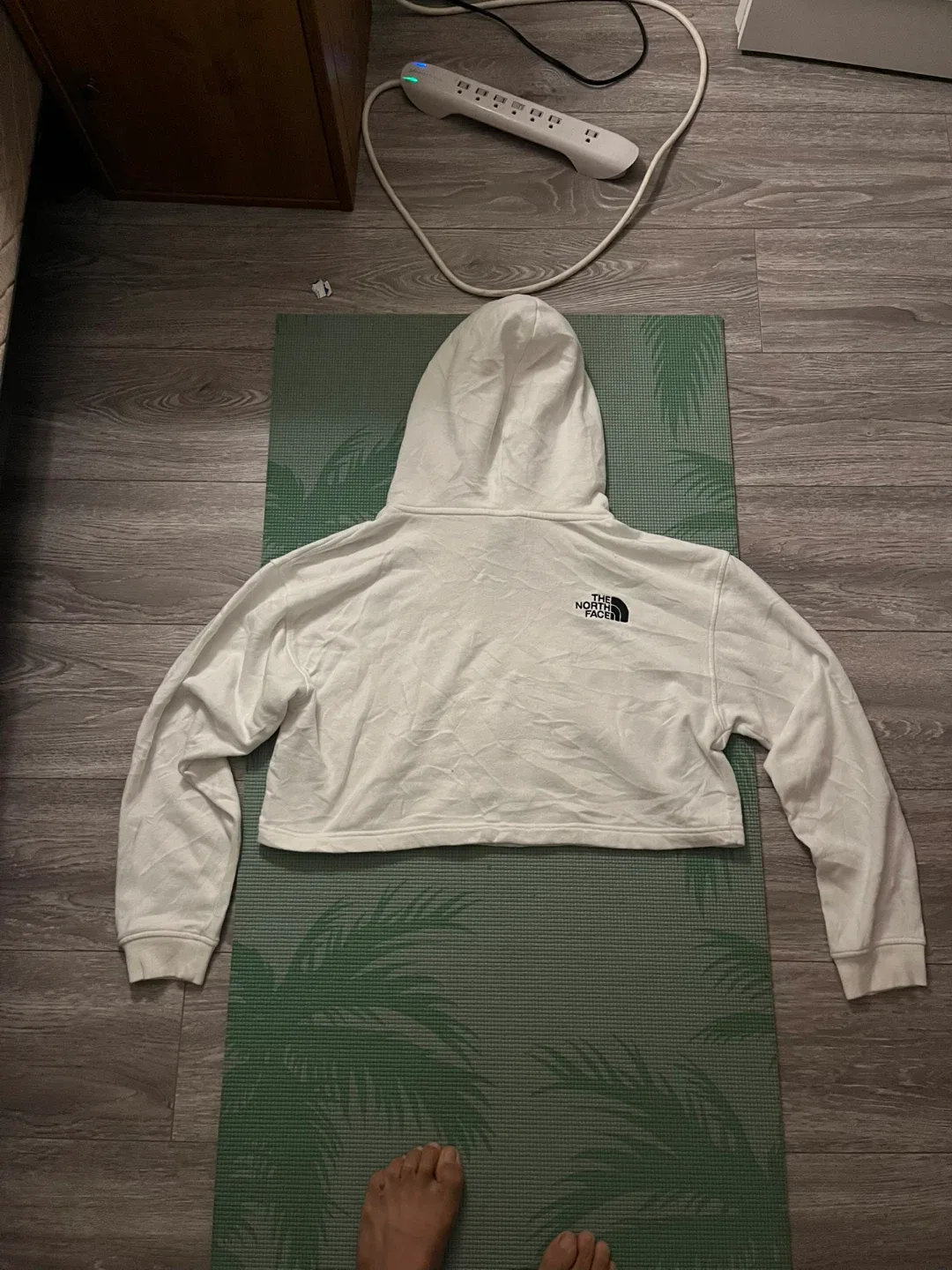 The North Face White Cropped Hoodie image indicator(2)