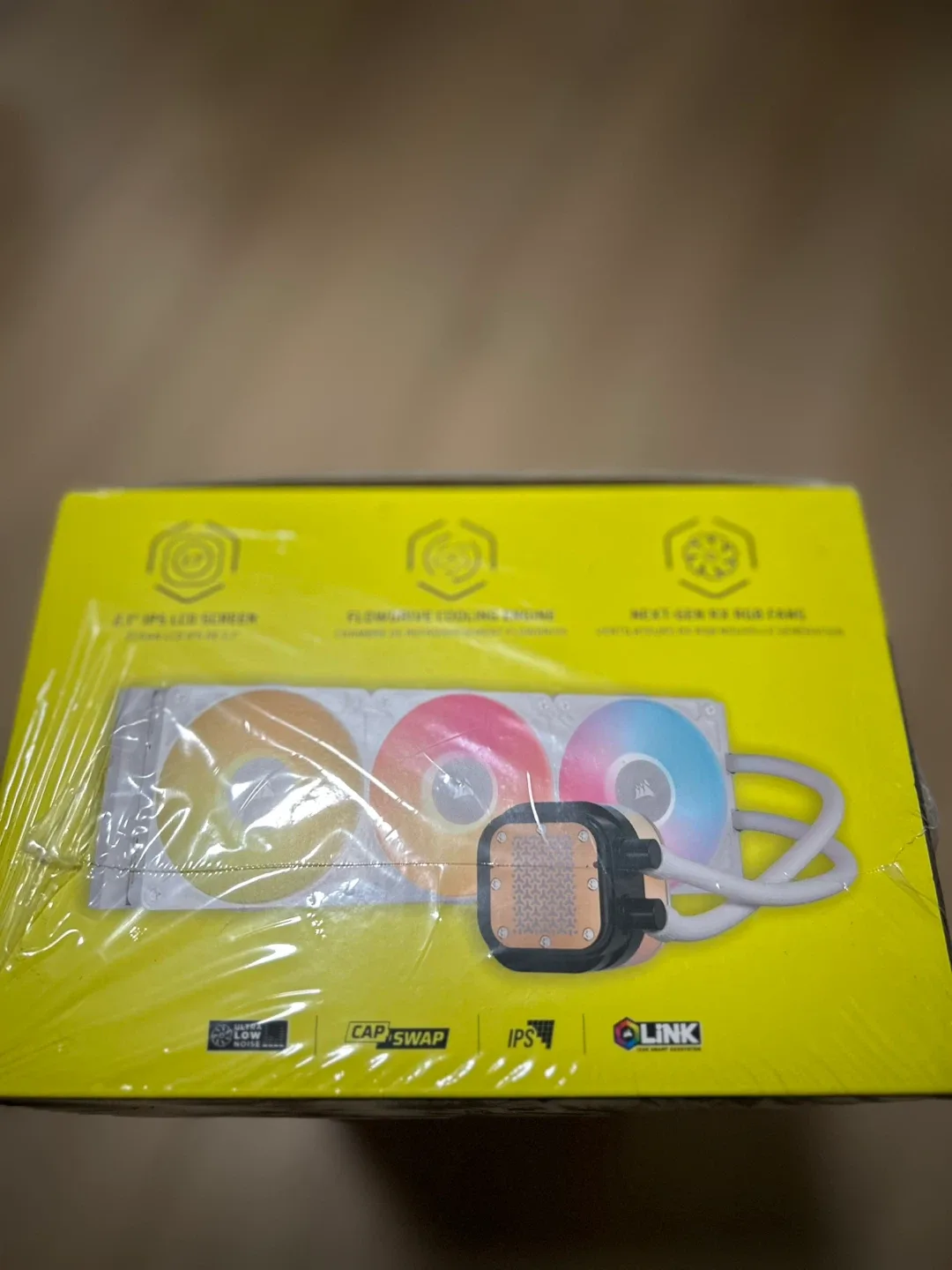 Corsair iCUE LINK TITAN 360 RX LCD CPU Liquid Cooler image indicator(4)