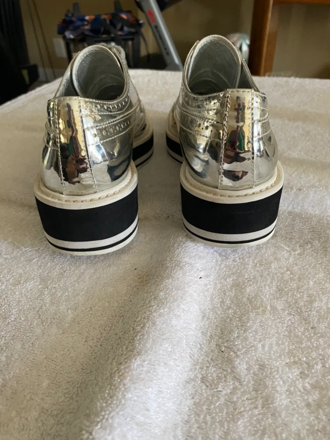 PRADA Silver Patent Leather Platform Sneakers IT 40 image indicator(4)
