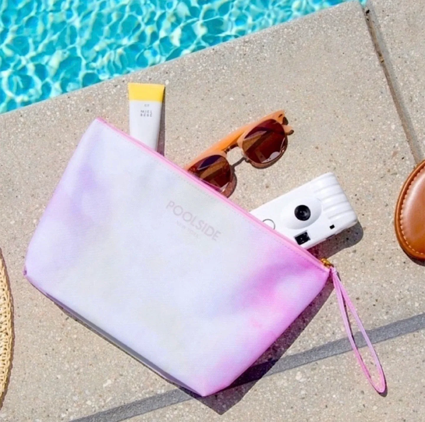 NWT! Poolside New York Water Resistant Wet/Dry Zippered Pouch thumbnail