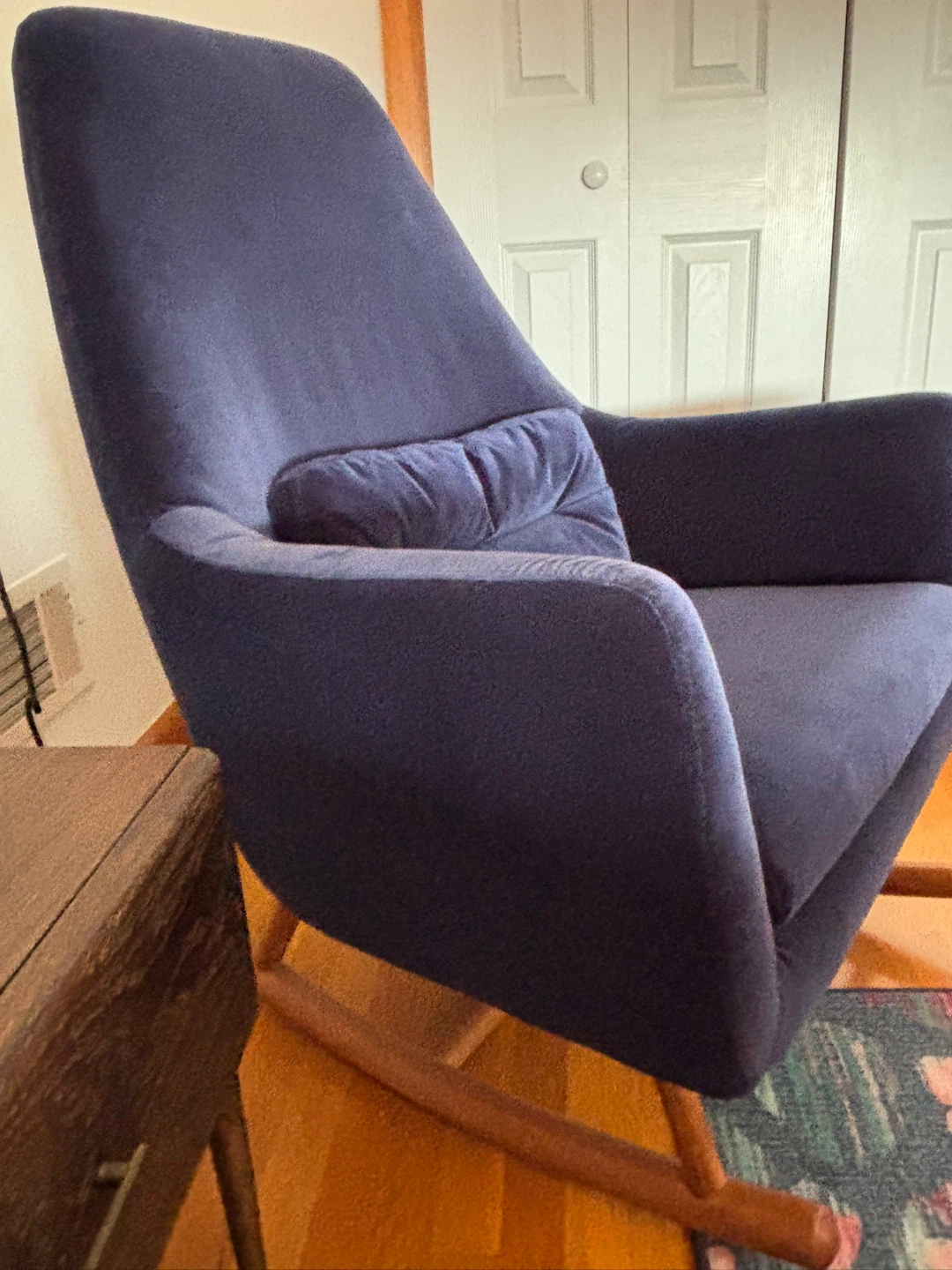 CB2 SAIC Quantam navy blue rocking chair - photo 4