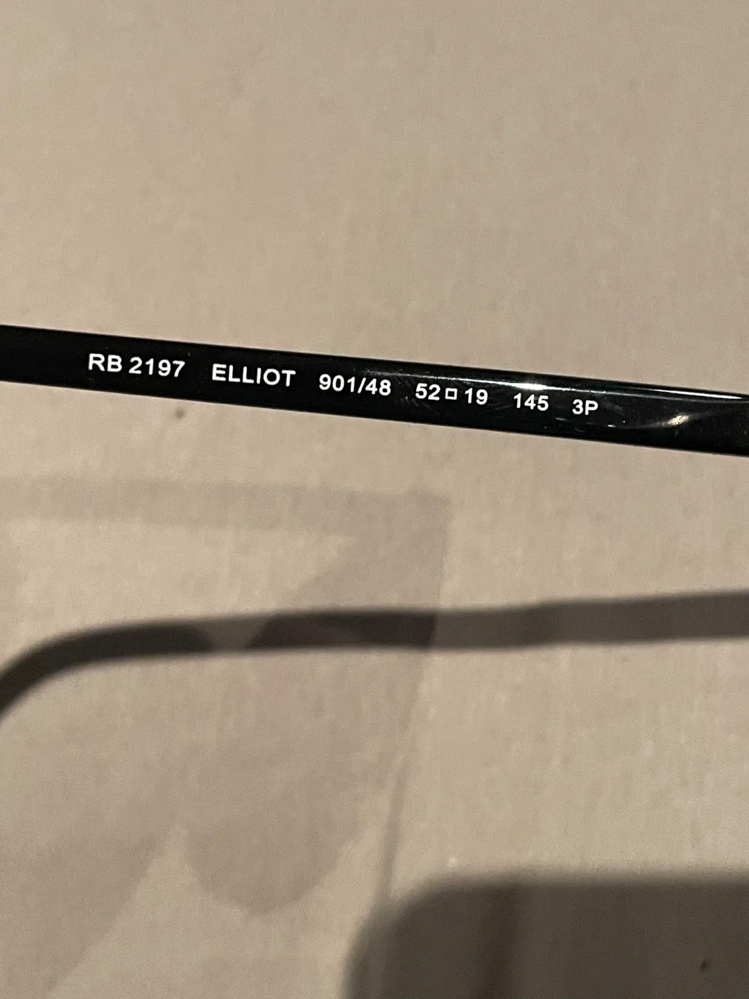 Ray-Ban LIOT 901/48 Sunglasses image indicator(6)