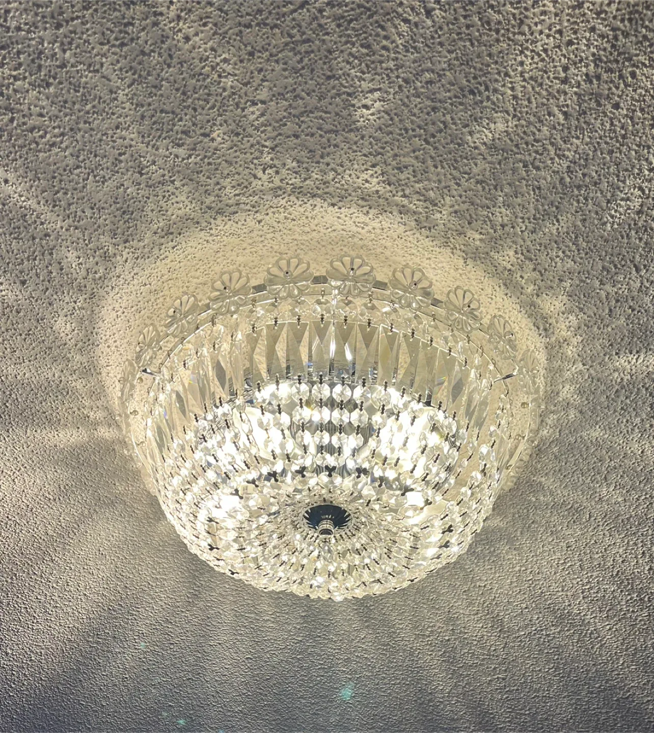 Crystal Chandelier image indicator(4)