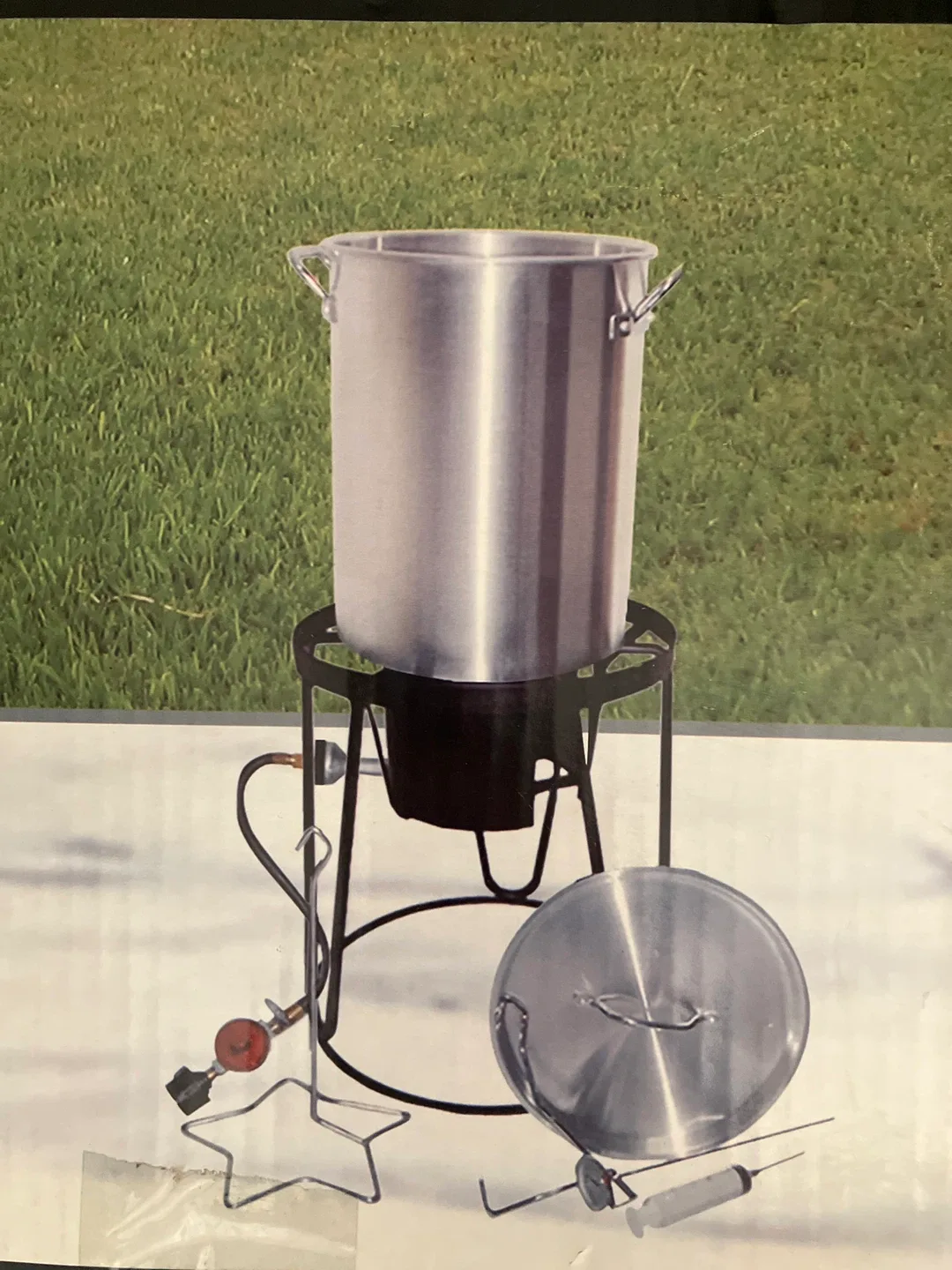 26 Quart Aluminum Turkey Fryer Set - New in Box image indicator(2)