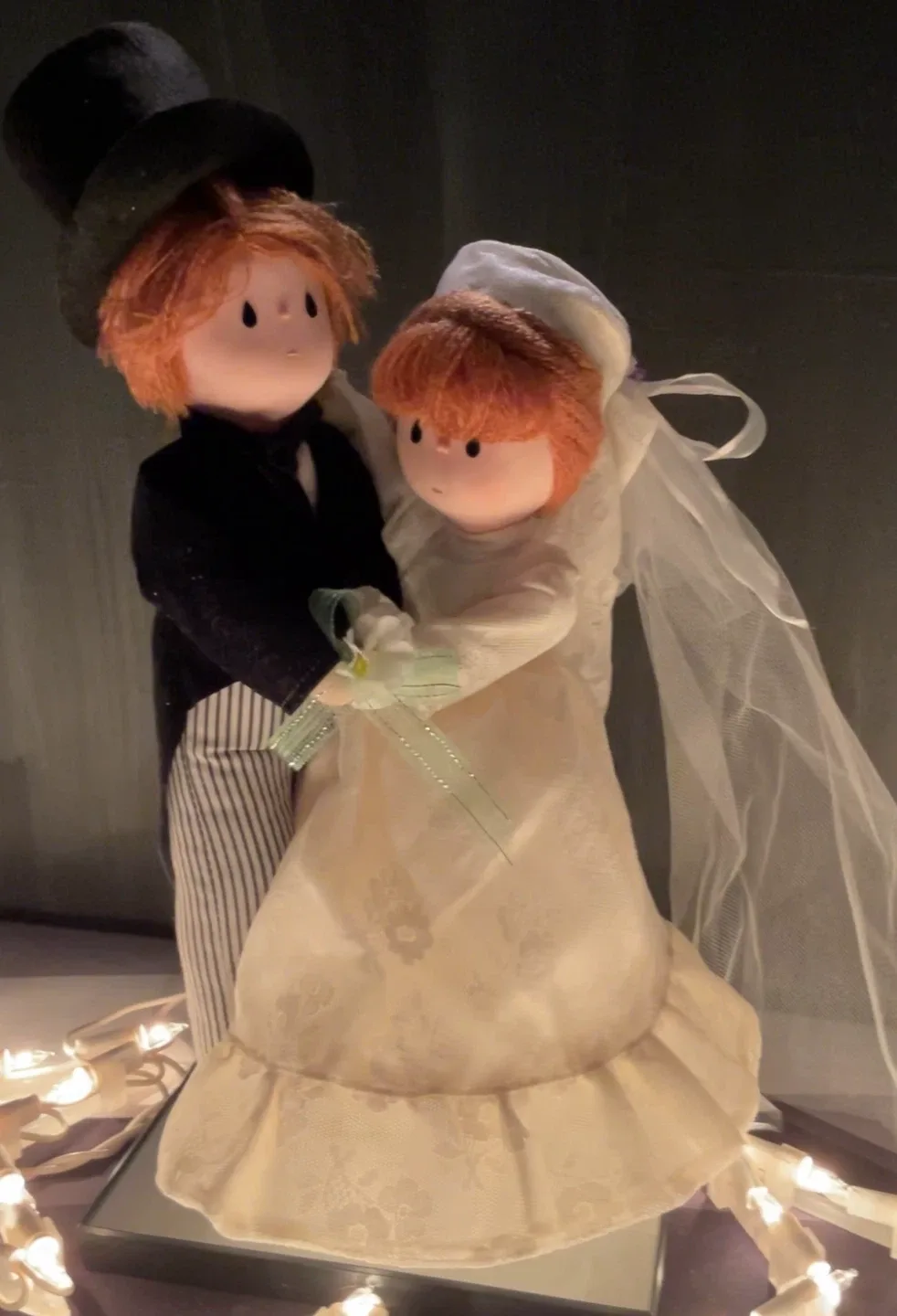Vintage musical bride an groom by Russ thumbnail
