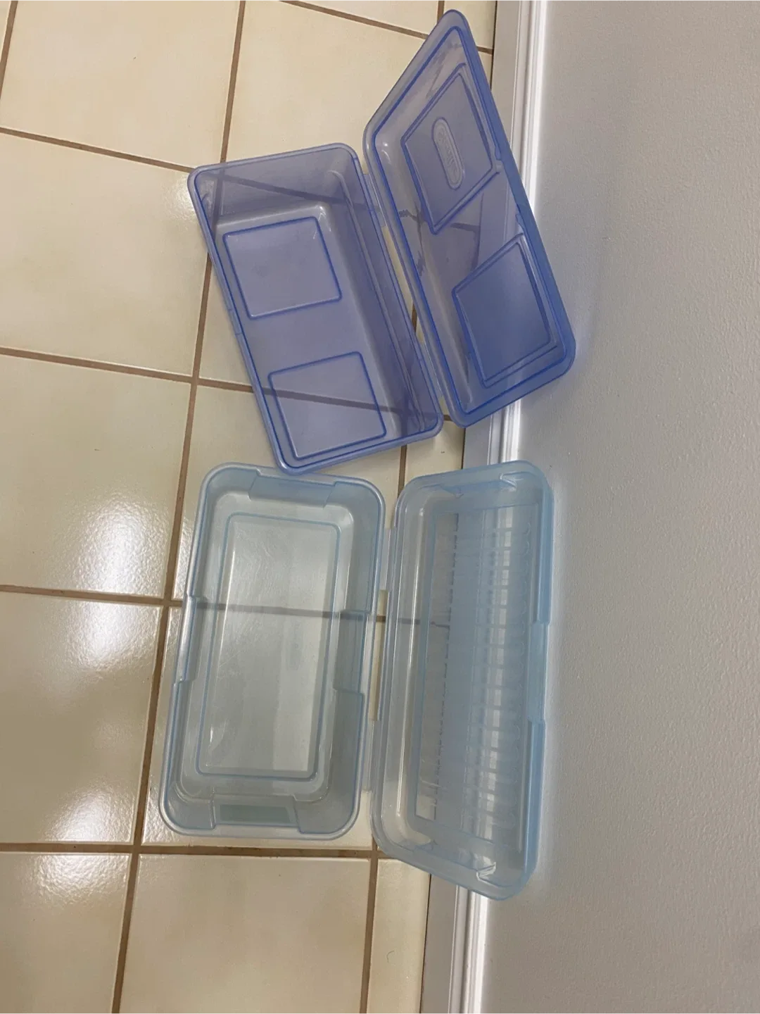 2 Blue Rubbermaid Plastic Storage Boxes image indicator(3)