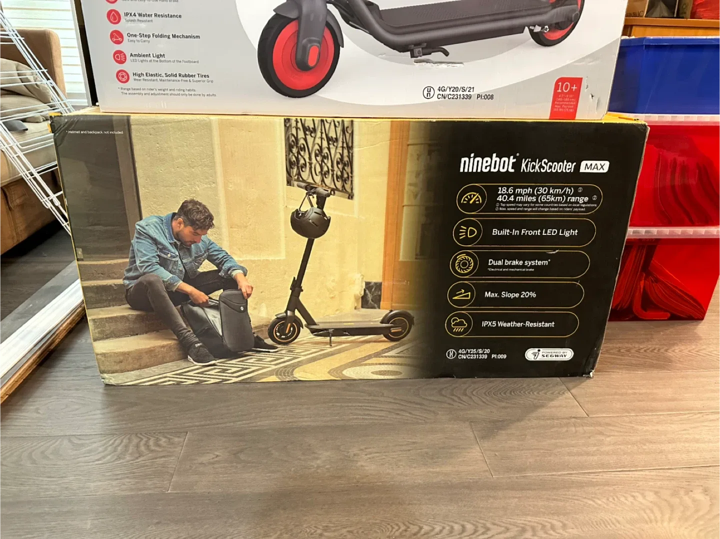 Ninebot KickScooter MAX G30- Like New! image indicator(2)