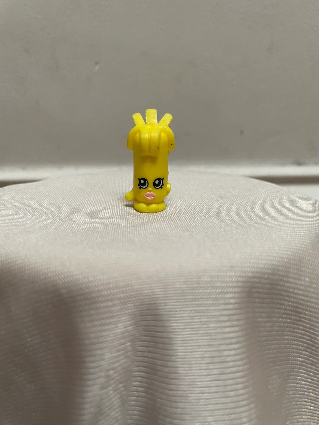 Shopkins Season 1 figure Swiss Miss thumbnail
